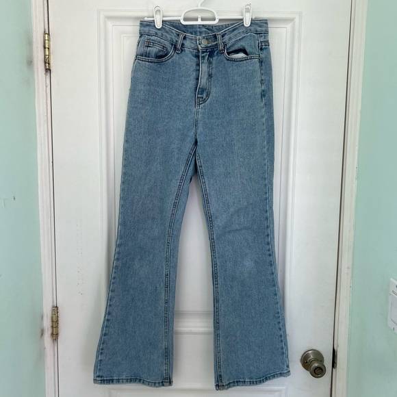 Forever 21 Denim - Mid Wash Blue Flare Jeans 39” Inseam Forever 21